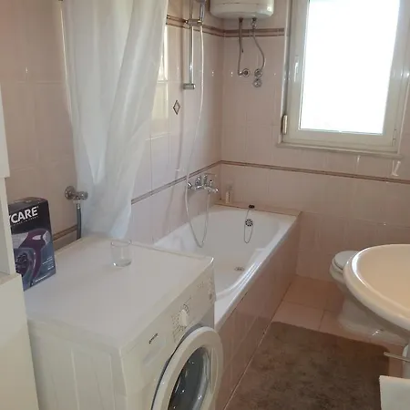 Marina Apartment *